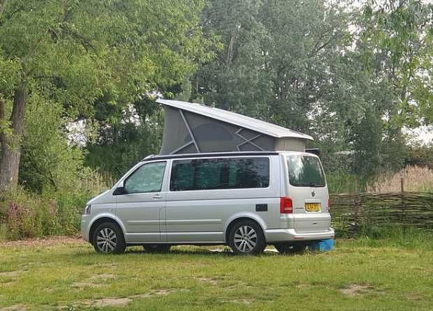 Wild camping and motorhome pitches